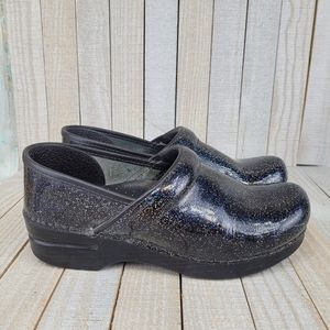 Dansko Clogs Size 39